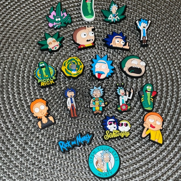 Rick & Morty Croc Charms, 20pcs - Picture 2 of 3